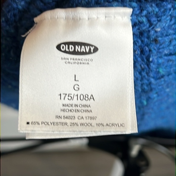 Old Navy Men's Sweater - Blue - Size Large - Picture 6 of 6